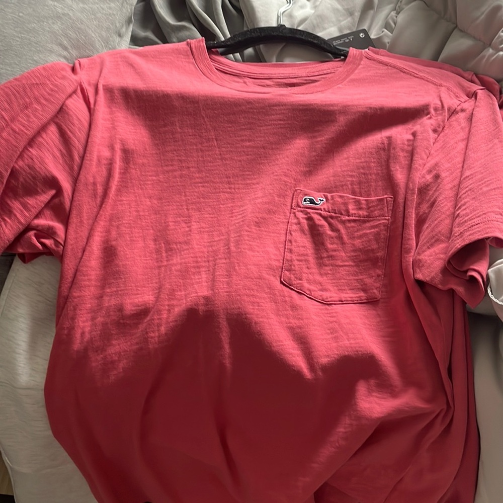 Vineyard vines size Mens S shirt